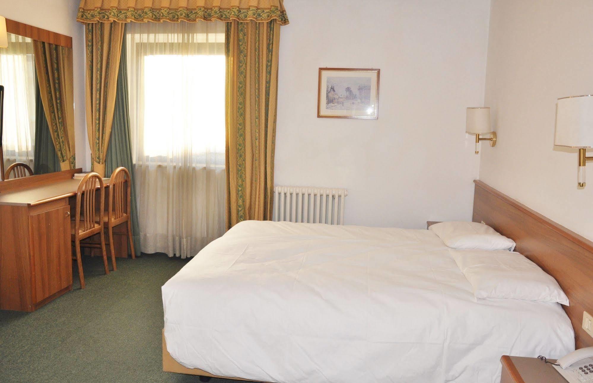 Liberty Hotel 3*